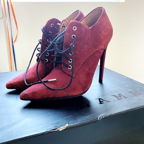 LAMB red suede lace up booties 6.5 - Picture 2 of 6